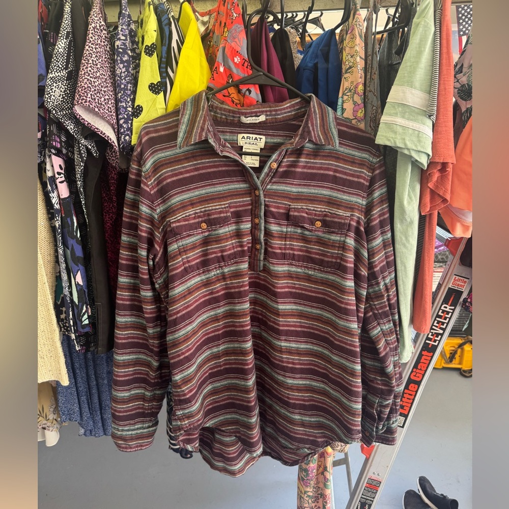 Ariat Pull Over